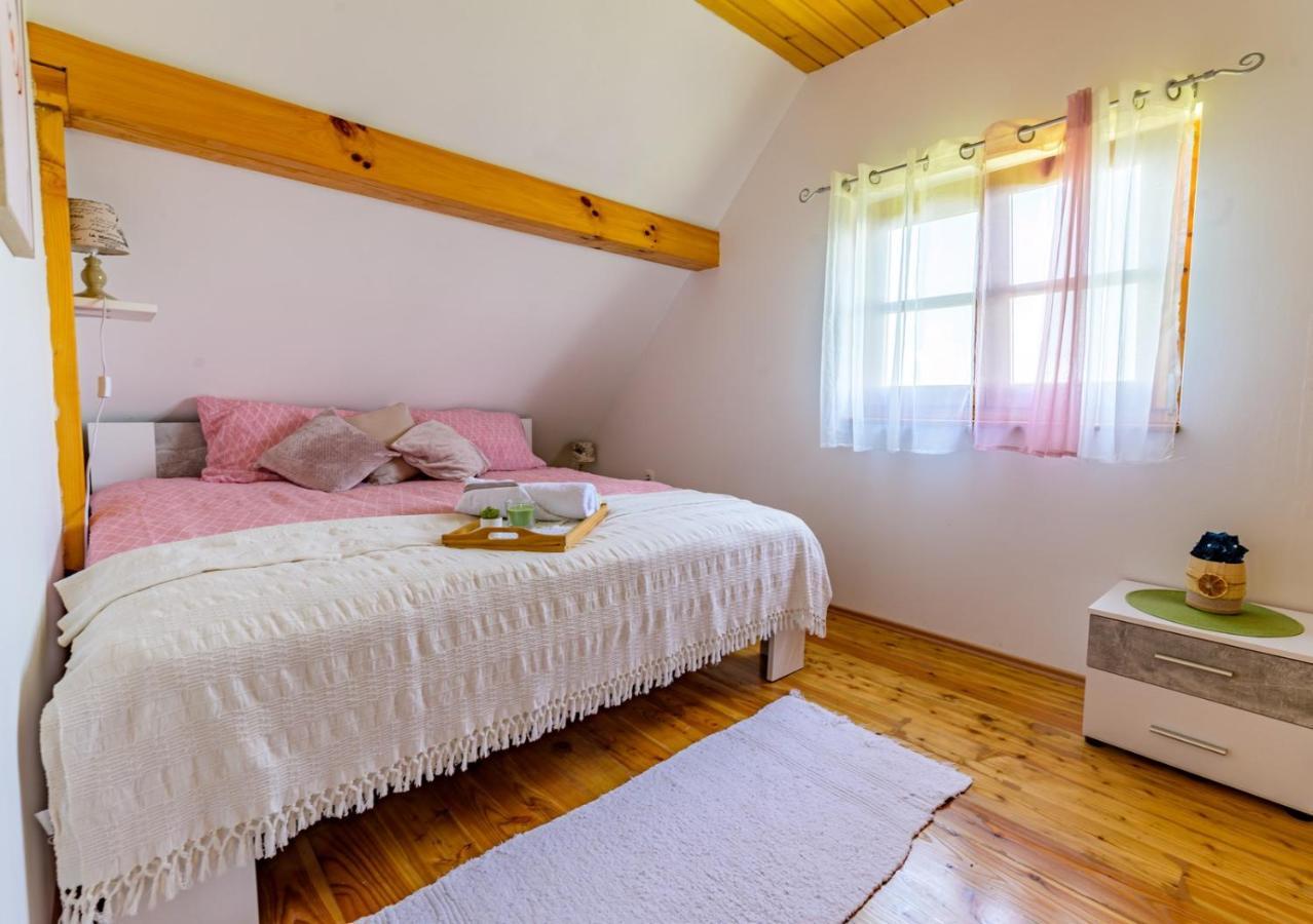 Ferienhaus Natura With Sauna And Jacuzzi *