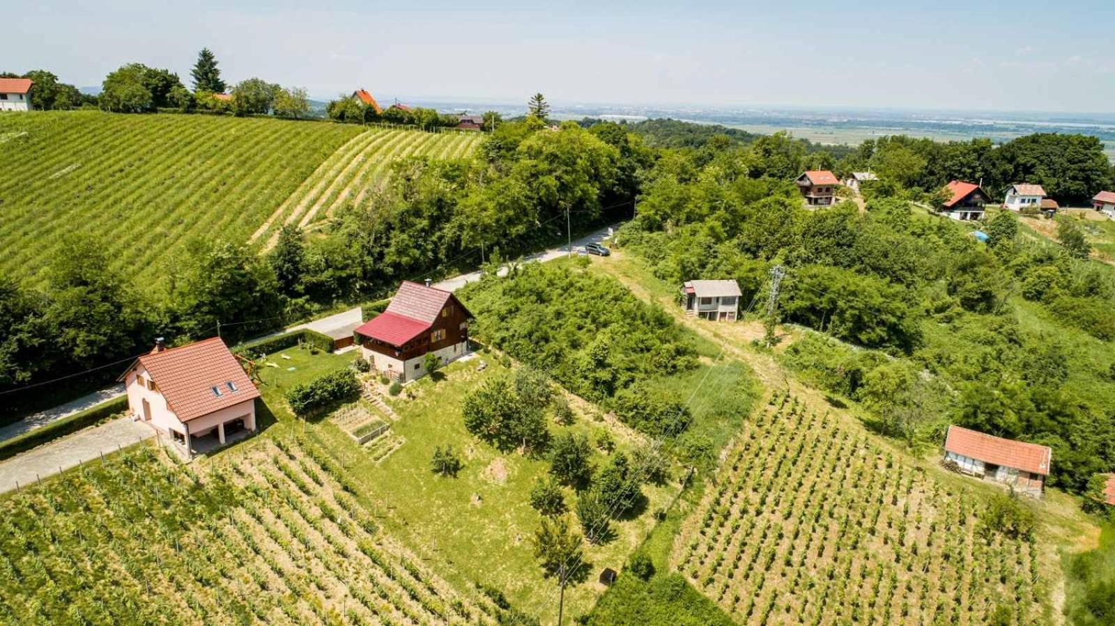 Natura With Sauna And Jacuzzi Ferienhaus *